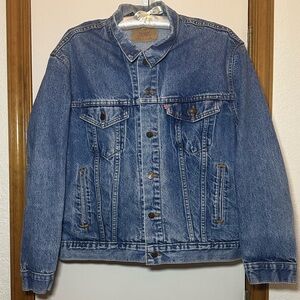 Vintage 80s Levi’s Denim Trucker Jacket 216